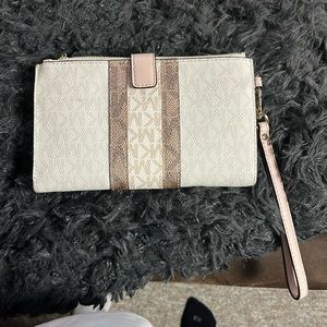Michael Kors clutch wallet
